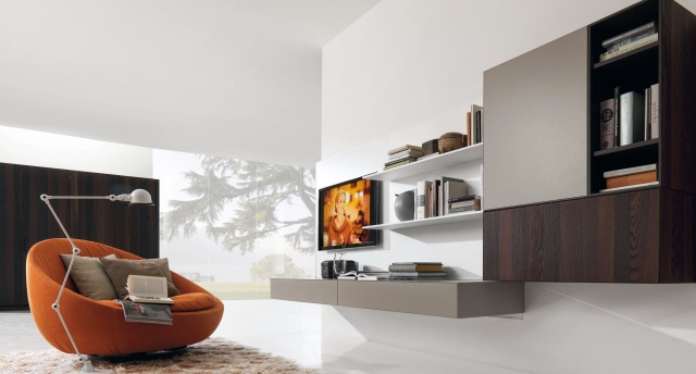 25-idées-conseils-meuble-tv-suspendu-bois-foncé-clair-cabinets-étagères-blanches