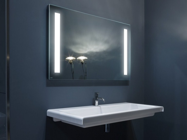 25-idées-magnifiques-salle-bains-miroir-design-élégant-éclairage-intégré-Antonio-Lupi-Design