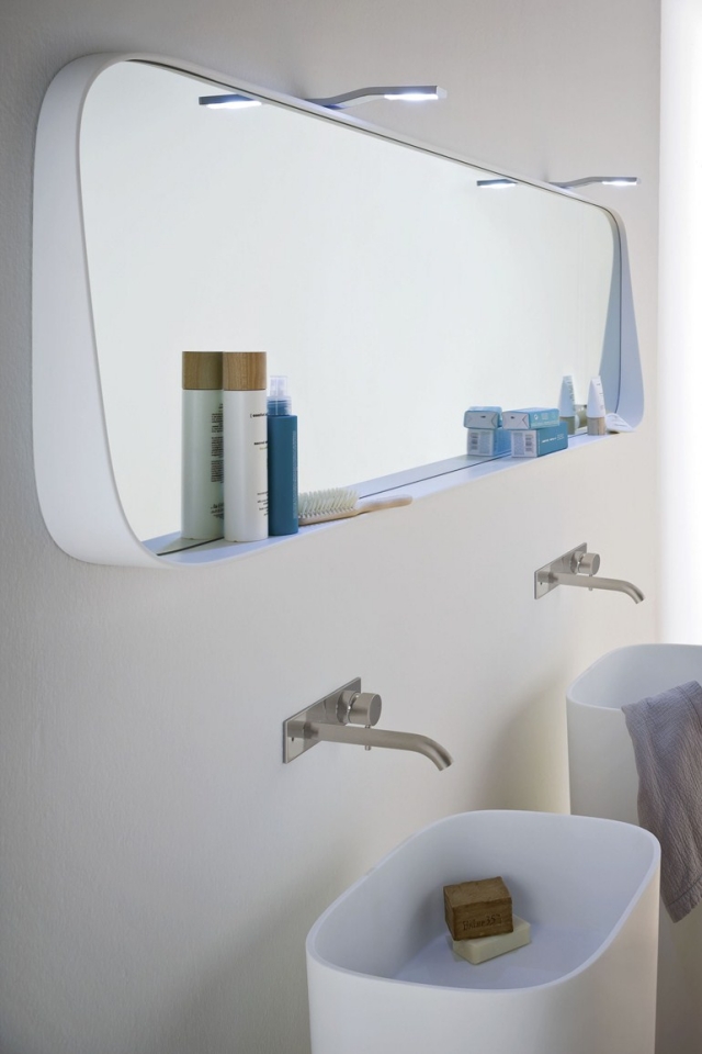 miroir design 25-idées-magnifiques-salle-bains-miroir-design-forme-élégante-Rexa-Design