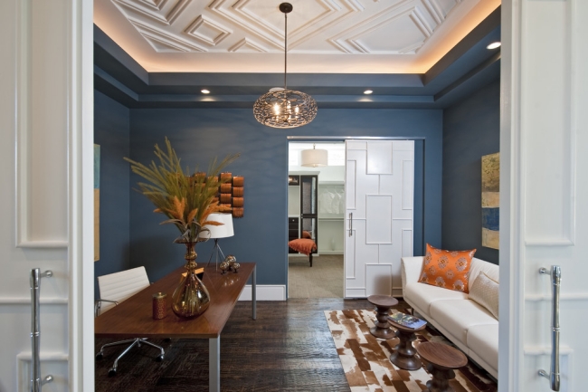 33-idées-plafond-moderne-design-élégant-salon-blanc-plâtre plafond moderne