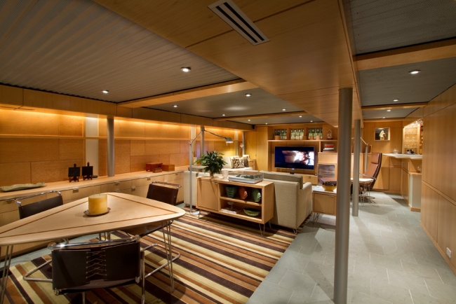 33-idées-plafond-moderne-design-élégant-salon-panneaux-béton-bois