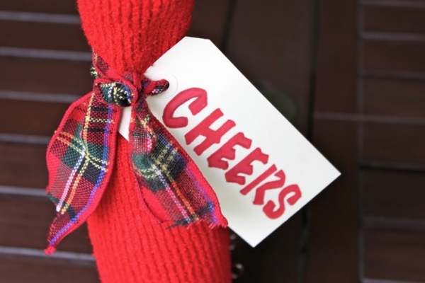 bouteille-de-vin-originale-Noël-tricoter-ruban