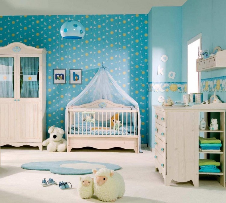 chambre-bébé-blanc-bleu-meubles-bois-clair-garçon-fille