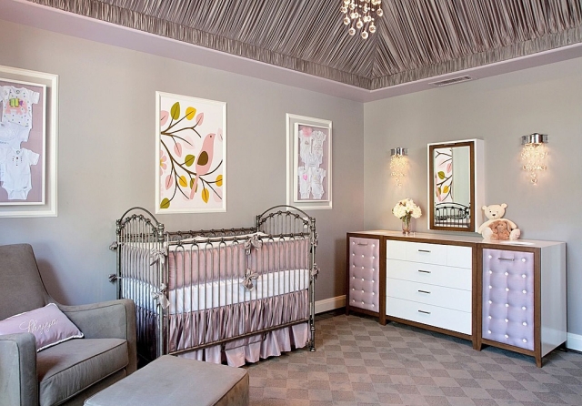 chambre-bébé-déco-mobilier-atmosphère-romantique-lilas-clair-fille chambre bébé