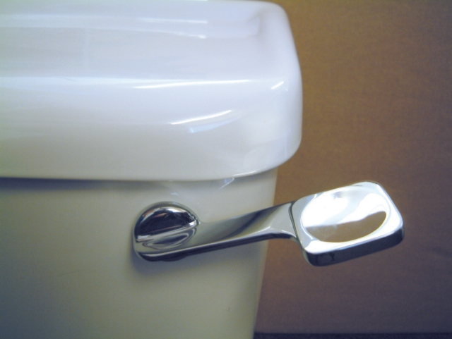 déco-de-toilette-idée-originale-chasse-d`eau