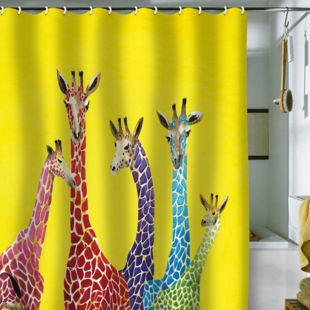 déco-salle-de-bain-idée-originale-couleur-jaune-girafe