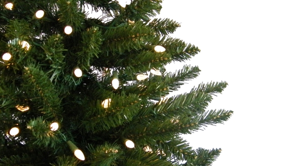 déco-sapin-Noël-guirlandes-lumineuses-LED