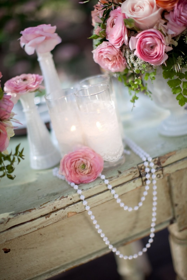 déco table mariage campagne-chic-roses-perles