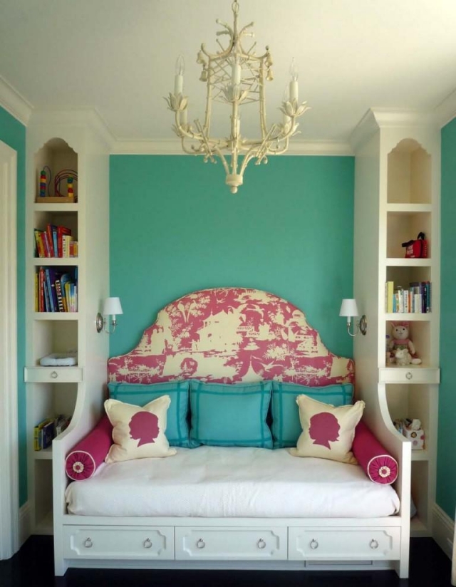 décoration-chambre-fille-turquoise-rose-ivoire