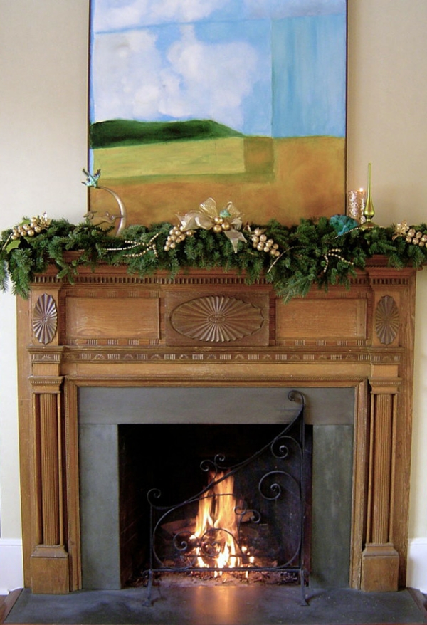 décoration-de-Noël-manteau-de-cheminée-branches-sapin