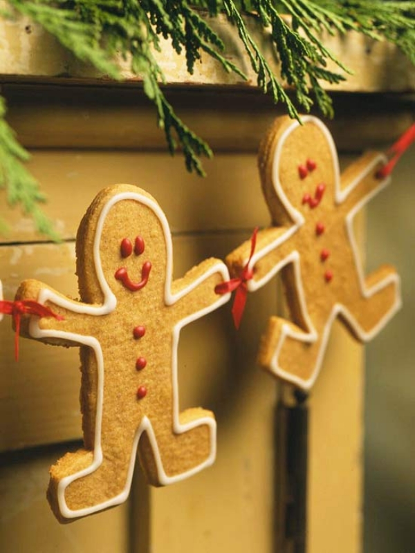 décoration-de-Noël-sapin-guirlandes-biscuits
