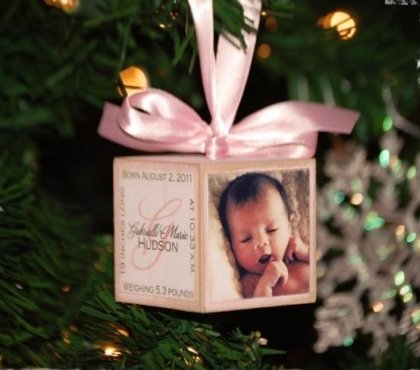 déco-Noël-faire-soi-même-première-fête-bébé-ornement-décoratif-arbre-Noel-photo-bébé
