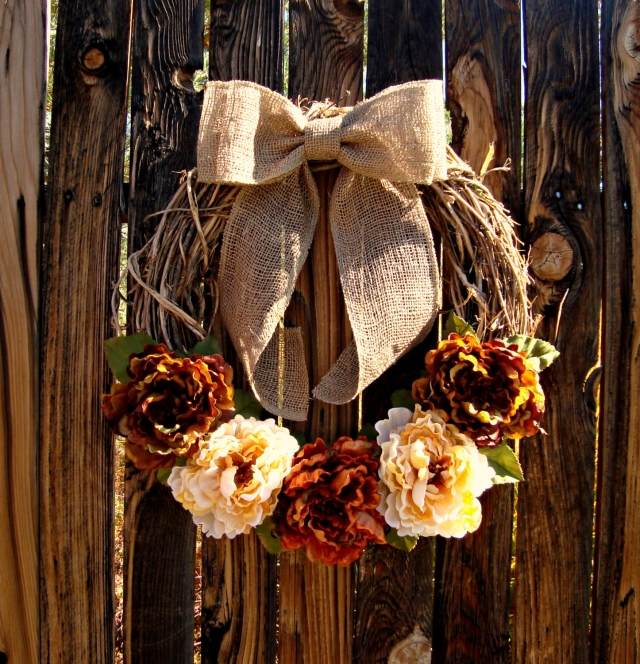 déco-automne-couronne-porte-branche-jute-fleurs