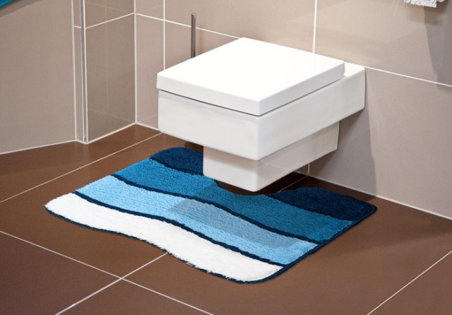 déco-de-toilette-idée-originale-accessoire-tapis