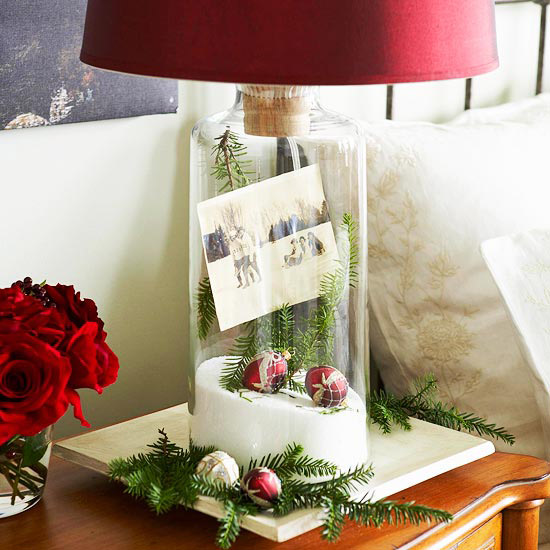 décoration-de-Noël-joyeux-Noël-branches-sapin-boules-roses