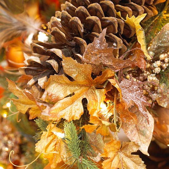 décoration du sapin de Noël pommes-pin-feuilles-sèches