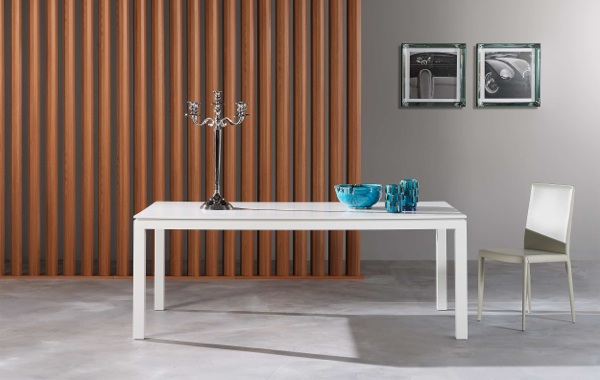 idée-originale-meubles-salle-à-manger-Roche-Bobois-table-rectangulaire-classique