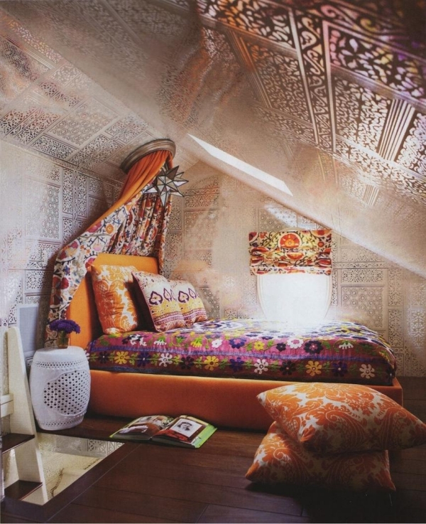 lit de design unique esprit-marocain-couleurs-super