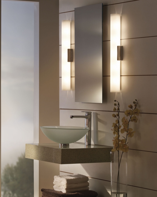 luminaire-salle-bains-25-photos-lampes-élégantes-mur-miroir luminaire salle de bains