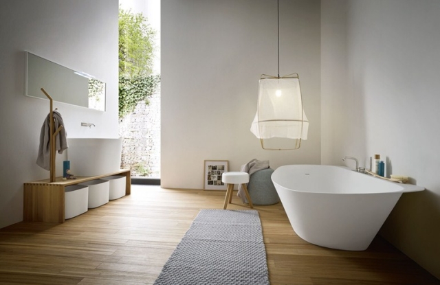 luminaire-salle-bains-25-photos-suspension-élégante-blanche luminaire salle de bains