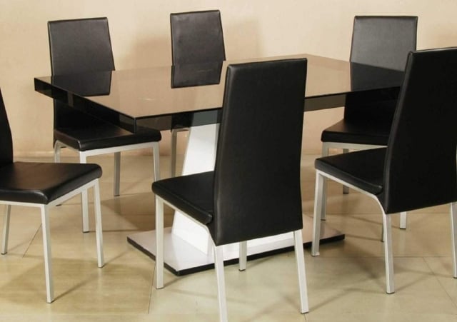 meuble-salle-à manger-table-rectangulaires-chaises-noir
