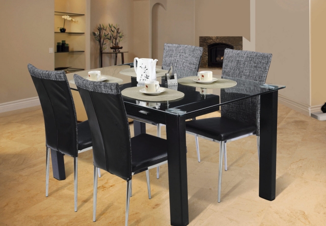 meuble-salle-à manger-table-rectangulaires-chaises-noires