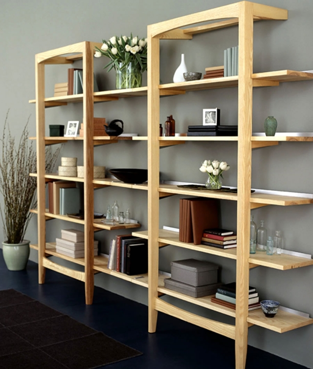 meuble-salon-idée-originale-rangement-livres-étagères-bois-brut