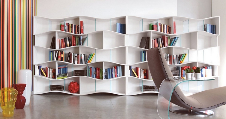 meuble-salon-rangement-livres-bibliothèque-murale-blanche-originale