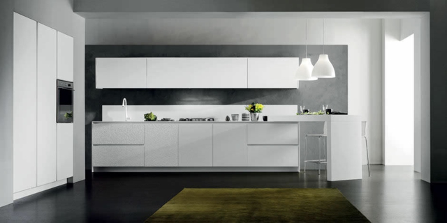 moderne-meuble-cuisine-idée-originale-couleur-blanche-tapis-rectangulaire
