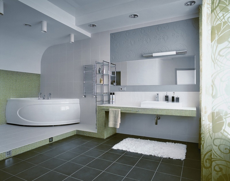 salle-bain-contemporaine-faux-plafond-carrelage-sol-baignoire-angle