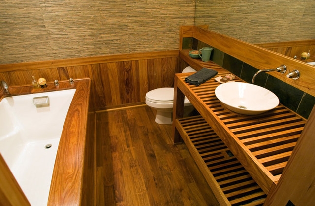 salle-de-bains-en-bois-idée-originale-vasque-baignoire