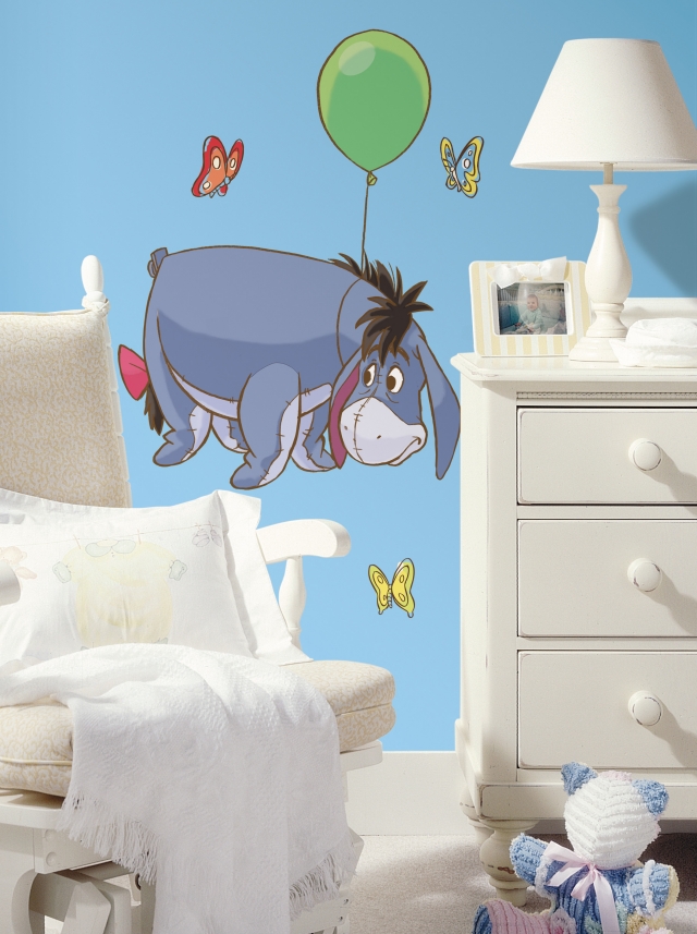 stickers chambre bébé stickers-chambre-bébé-23-belles-idées-décoration-murale-Bourriquet-ballon-vert-papillons