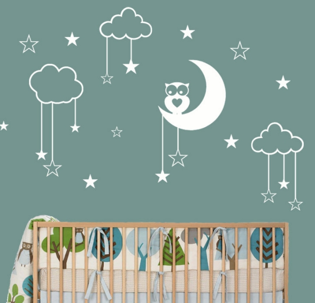 stickers-chambre-bébé-23-belles-idées-décoration-murale-lune-hiboux-nuages-étoiles