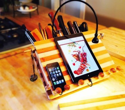 accessoire-de-cuisine-lutrin-tablette-portable