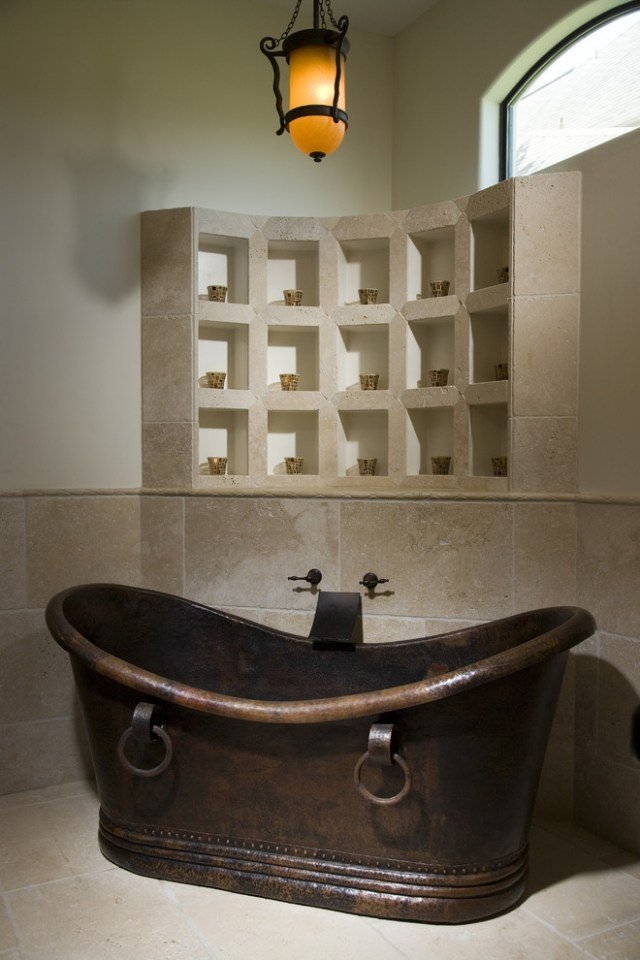 Aménagement de salle de bains baignoire autoportantes idée Centrale inspiration Baignoires
