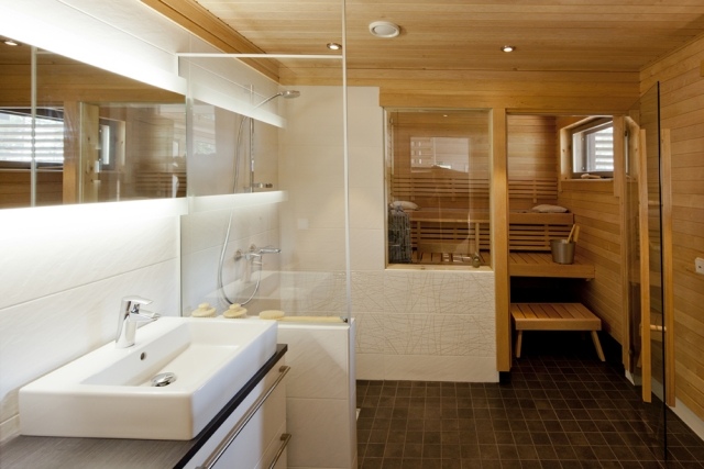aménagement-salle-de-bains-sauna-lavabo-rectangulaire-blanc