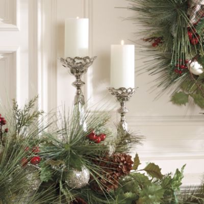 bougie-de-Noël-led-décoration-sympa-cones-pin-boules-decoratives