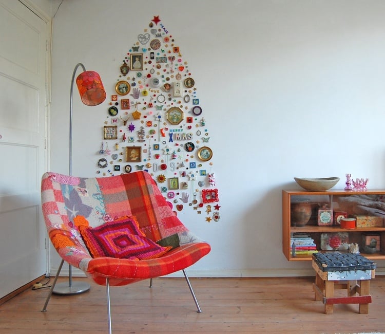 bricolage-Noël-décoration-murale-forme-sapin-chaise-design