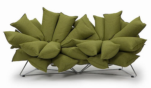 canapé-design-original-couleur-verte-forme-inabituelle-salon