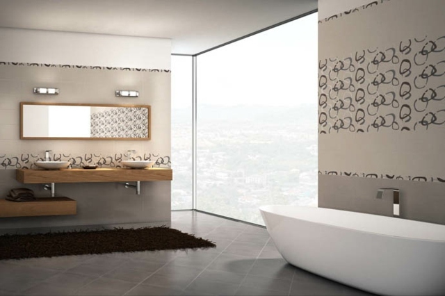 carrelage-mural-salle-bains-beige-blanc-motifs-tapis-marron