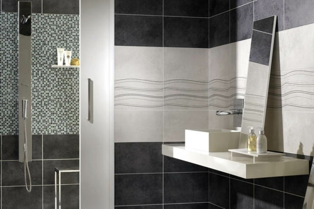 carrelage-mural-salle-bains-mosaique-gris-blanc carrelage mural salle de bains