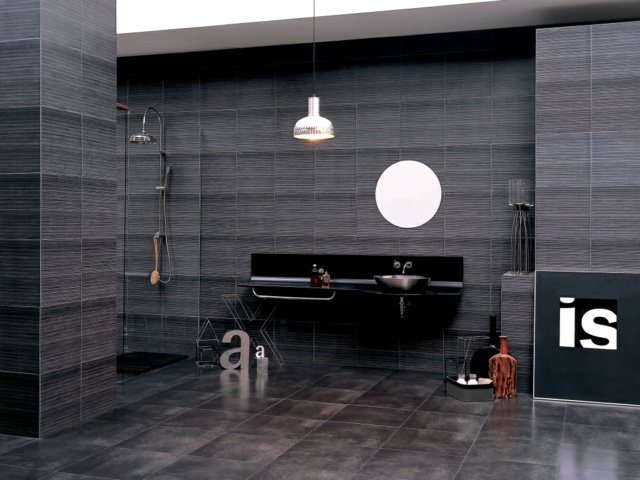 carrelage salle de bains couleur-noire-miroir-rond-douche