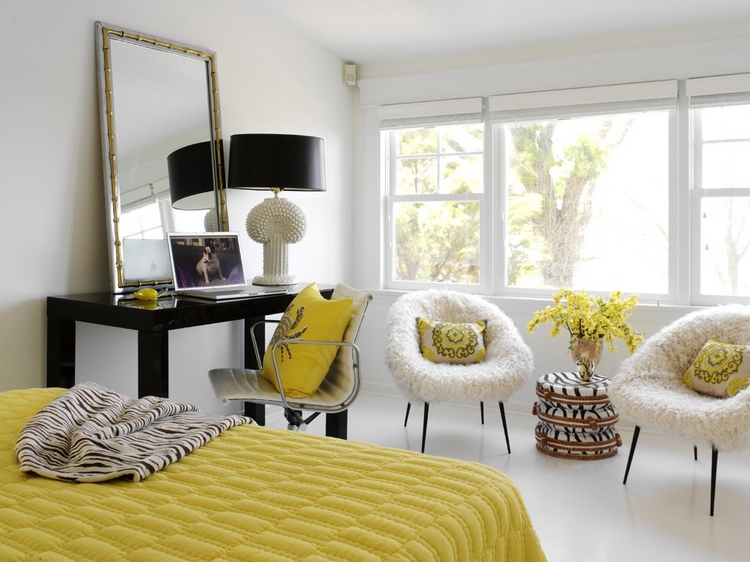 chambre adulte moderne de design éclectique en blanc, jaune et noir