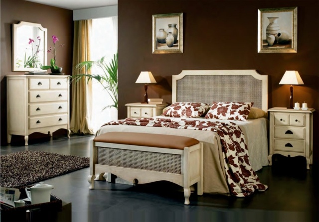 chambre-coucher-complète-classique-mobilier-bois-blanc chambre à coucher complète