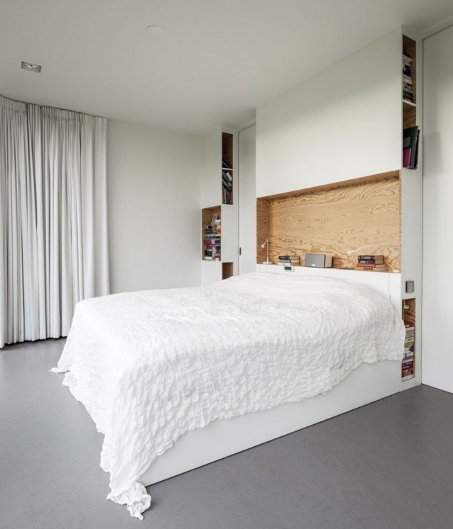 chambre-coucher-moderne-lit-blanc-tête-lit-bois-rangement-moderne chambre à coucher contemporaine