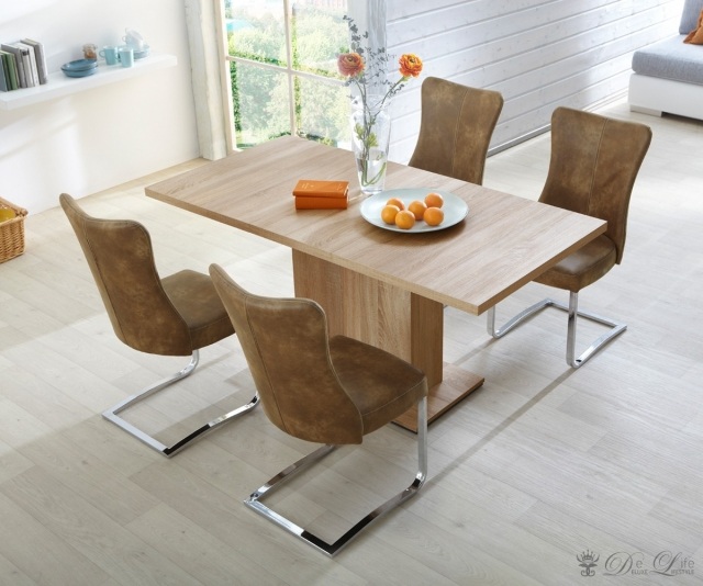 coin-repas-chaises-couleur-marron-table-rectangulaire-imitation-bois