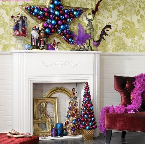 déco-de-Noël-couleurs-vives-idées-originales-etoiles-boules-decoratives