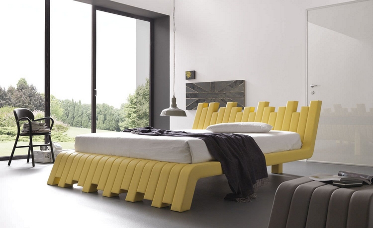 décoration chambre adulte idée lit design accrocheur jaune
