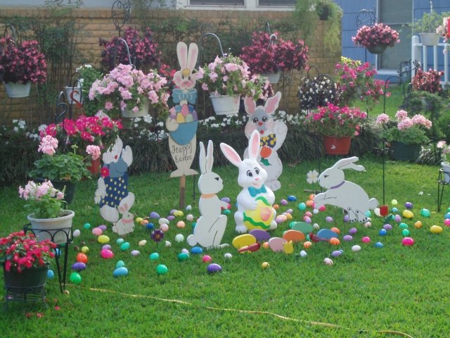décoration-de-Pâques-jardin-pelouse-lapins-decoratifs