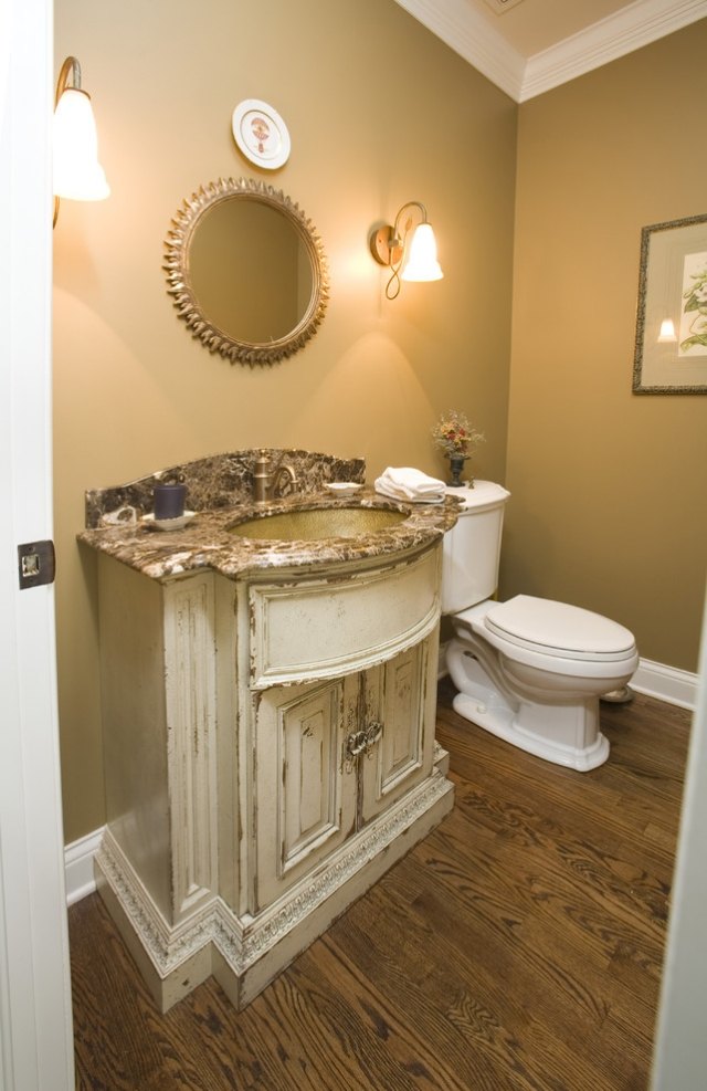 décoration salle de bains vintage sol-stratifié-meuble-vieilli